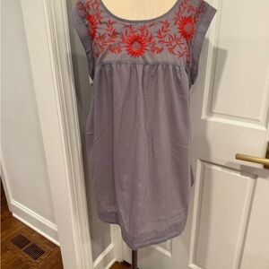 Liz Lange Sleeveless Embroidered Maternity Blouse. XXL Grey & orange. Polyester